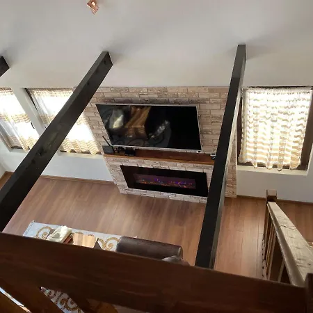 Vila Elias