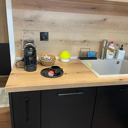 Elias Villa Zlatograd